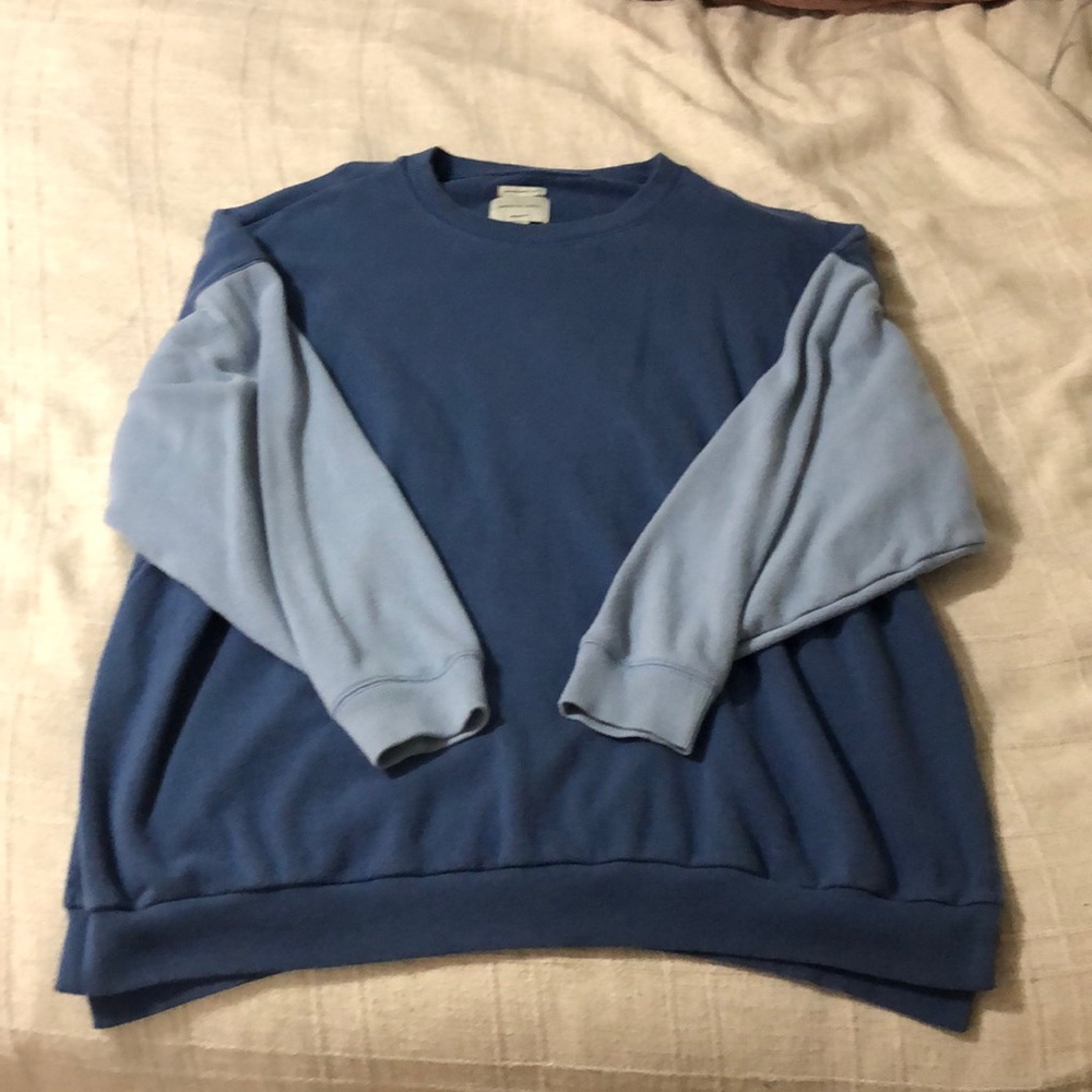 American eagle oversized sweater